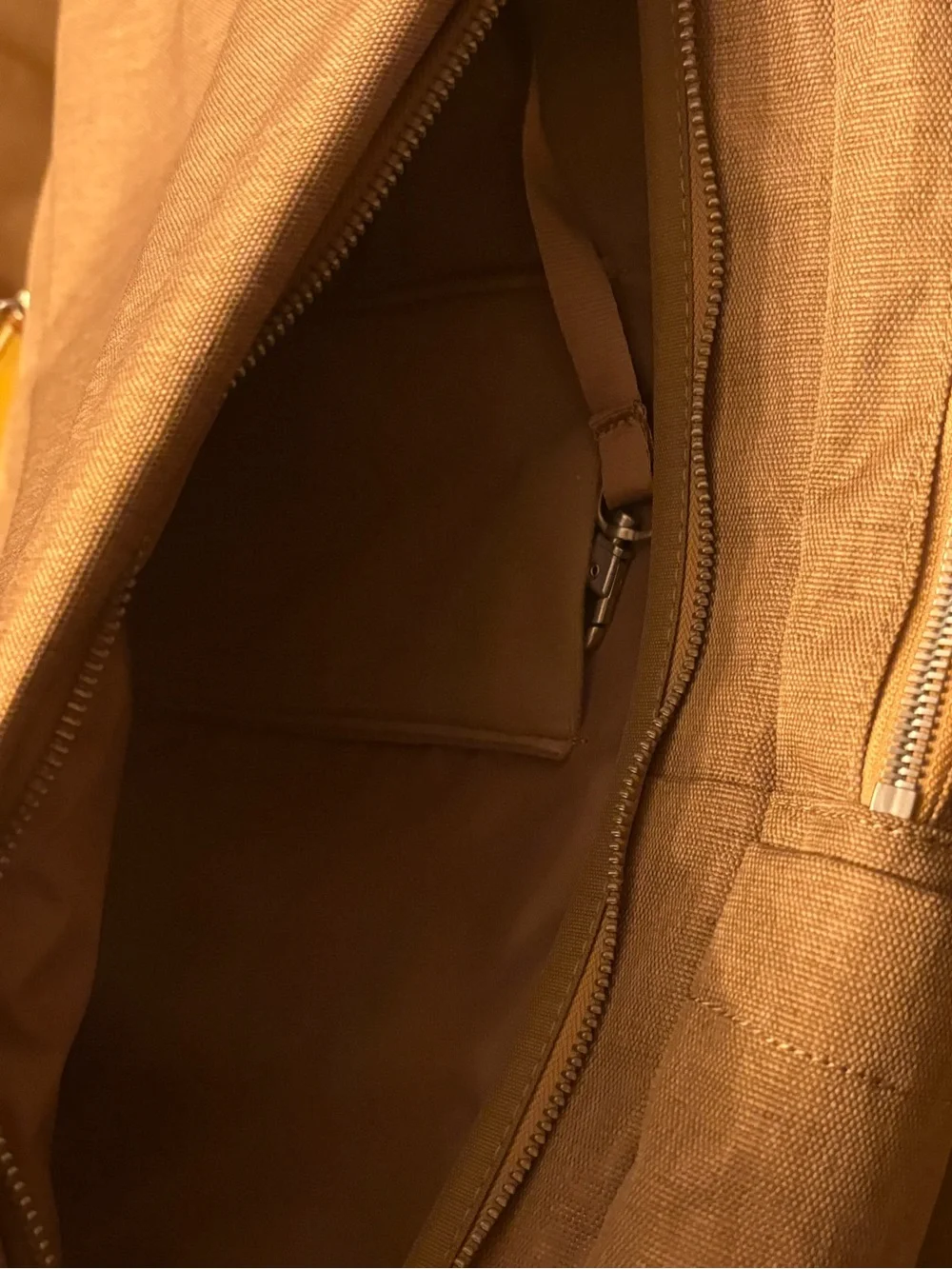 Nordace Sienna Smart  Backpack - Sleek Everyday Bag